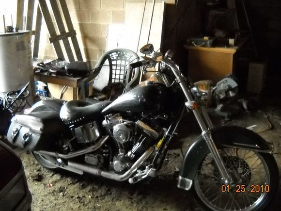 fitting roadking bags, to cold to roll outside for better pics