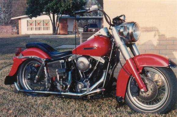 '78 FLH
3 speed w/reverse, hand shift, rocker (foot) clutch.
Meridian, MS.  1992