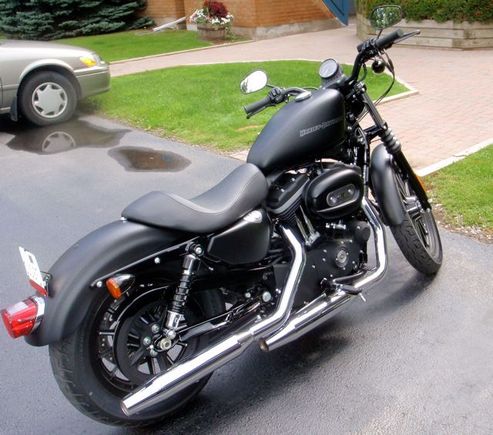 Canadian Iron 883