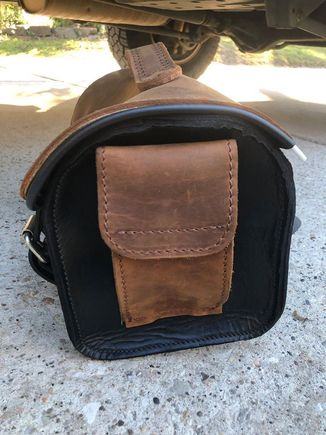 Side view showing one of the end pockets