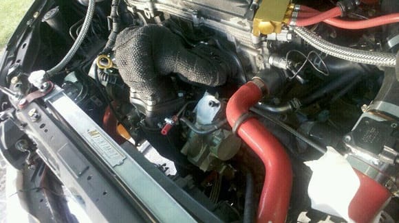a picture of the setup in my engine bay, still doing odds and ends..