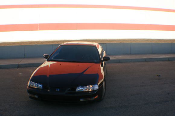 '96 Prelude SR-V
2.2L DOHC VTEC
Black on Black leather

Sold, sadly.