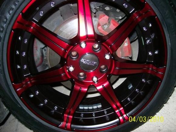 Kyowa 518's, center is carbon fiber