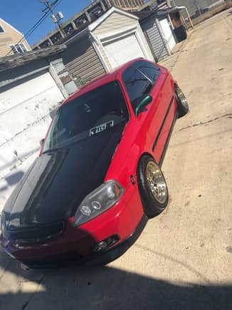 My Current EK, more pics will come, the interior is beautiful, it has all the Acura Leather front and back, 99-00 SI interior parts as well, Interior is almost flawless.