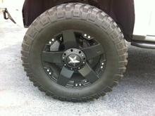 20" XD wrapped in 36" BFGoodrich Mud-Terrain