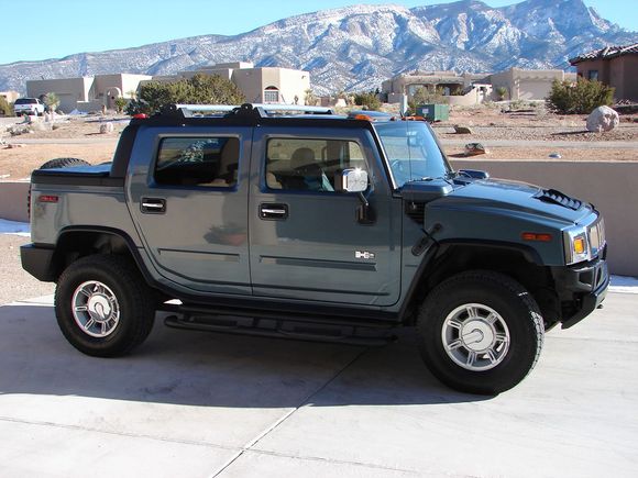 My first 05 SUT and what started the obcession with the Hummer H2