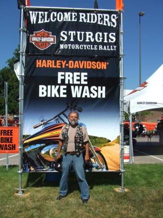 sturgis  mt ruchmore 052 finaly made it to sturgis