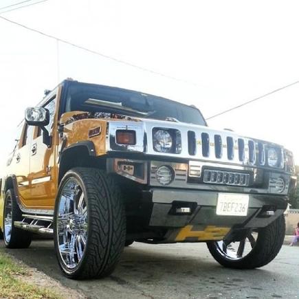 my ex 2004 hummer on 28s