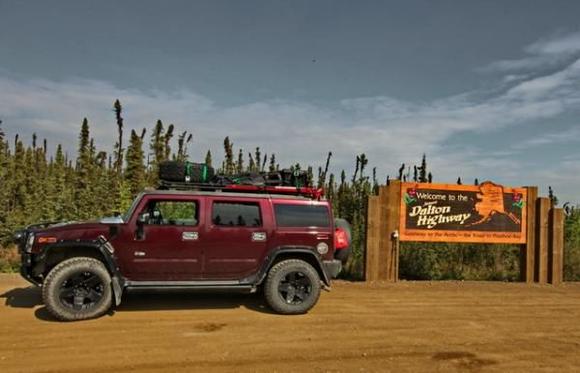 Heading up the Dalton Highway (Ice Truckers Road) in Northern Alaska.