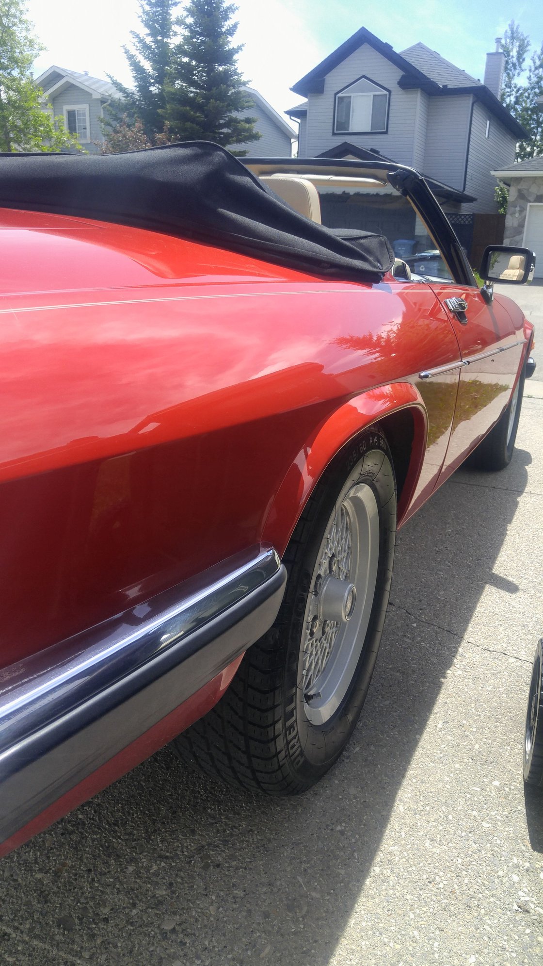 1991 Jaguar XJS - rarest of rare 1991 XJ-S classic collection V-12 cabriolet - Used - VIN SAJTW4843MC177741 - 56,001 Miles - 12 cyl - 2WD - Automatic - Convertible - Red - Calgary, AB T2Z3H7, Canada