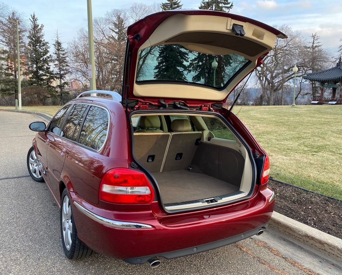 2006 Jaguar X-Type - 2006 X-Type Sportwagon (Estate), 3.0 V6 AWD Luxury Edition - Used - VIN SAJWA54A06WE90134 - 32,746 Miles - AWD - Automatic - Edmonton, AB T6G2A4, Canada