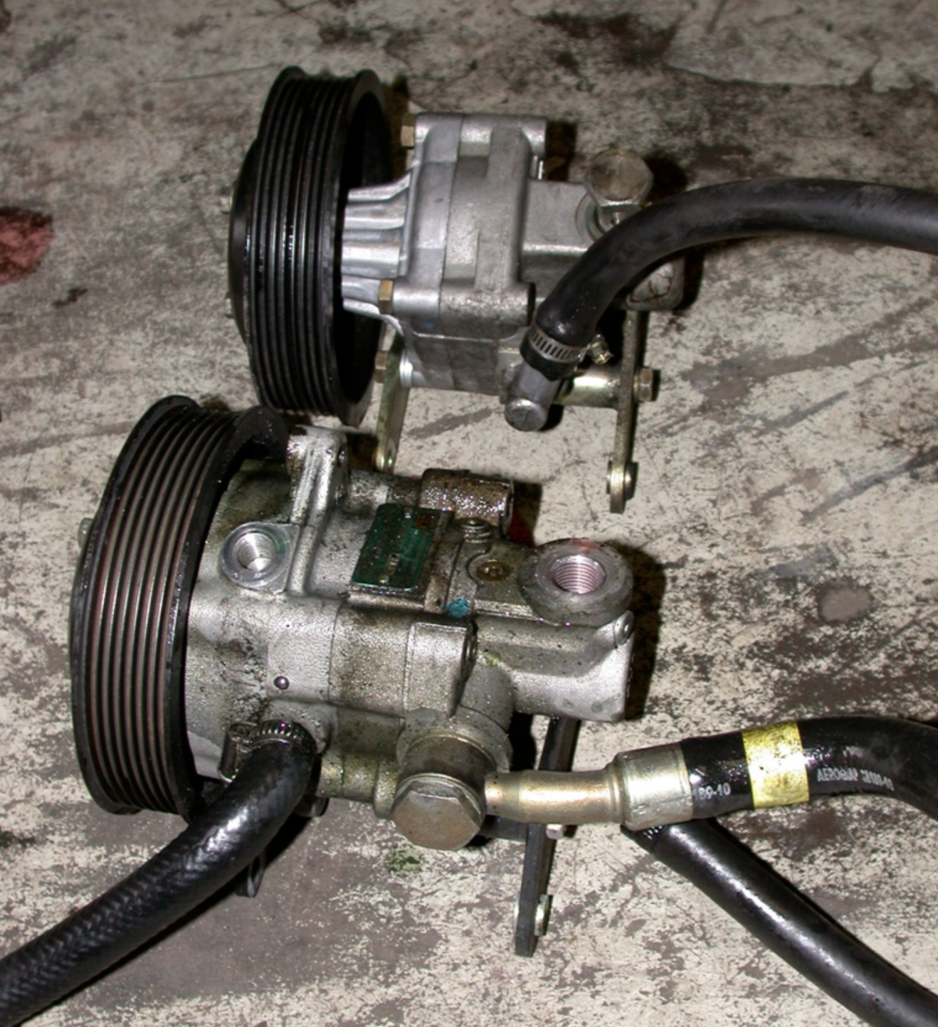 Steering/Suspension - Steering Pump 1993 Daimler 66 / XJ40 V12, 6.0L PART# NAB3731AA or... - New or Used - 0  All Models - Hong Kong, Hong Kong