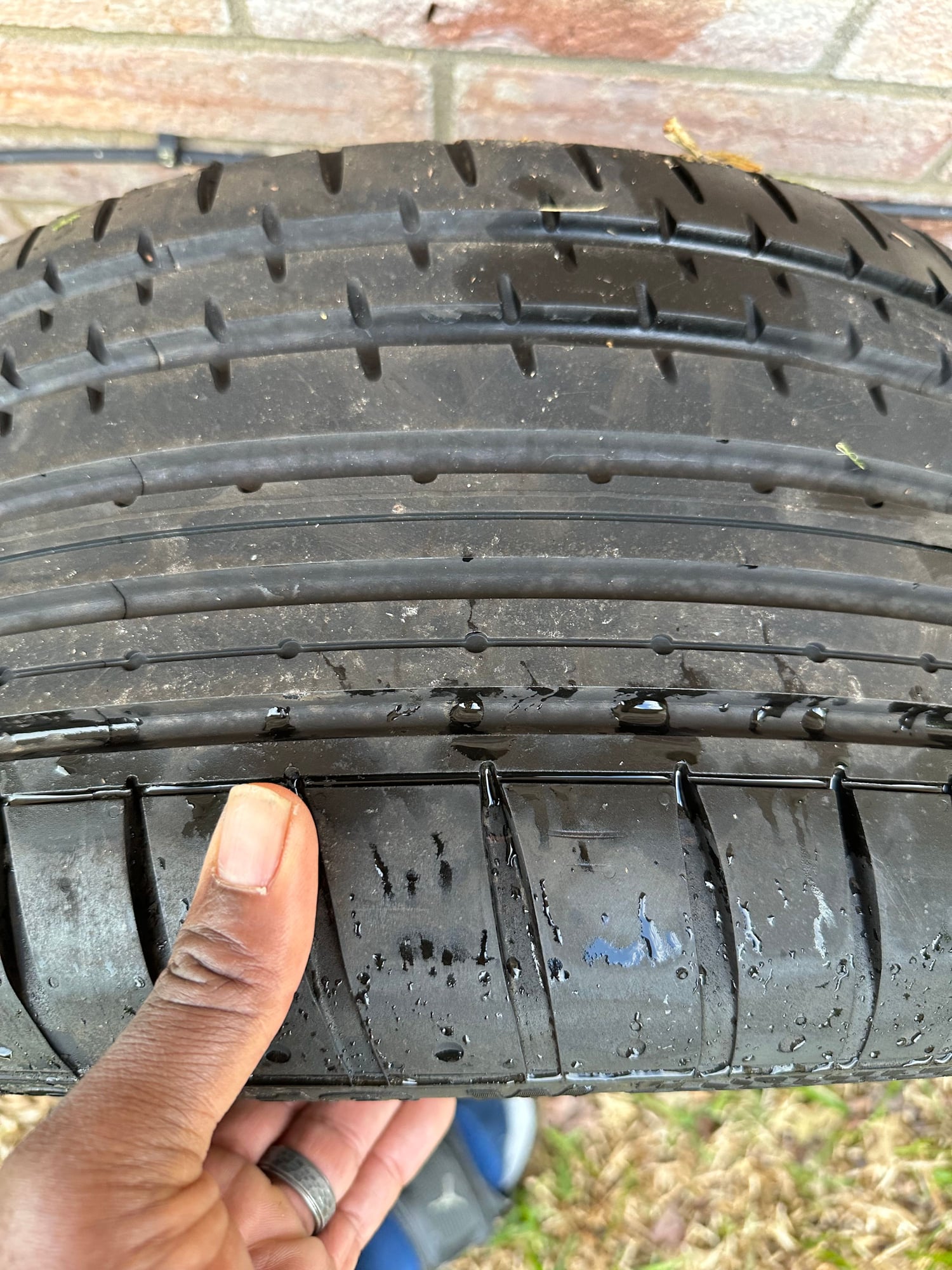 Wheels and Tires/Axles - Set of four 18 inch tires and wheels - Used - 2014 to 2023 Jaguar F-Type - Desoto, TX 75115, United States