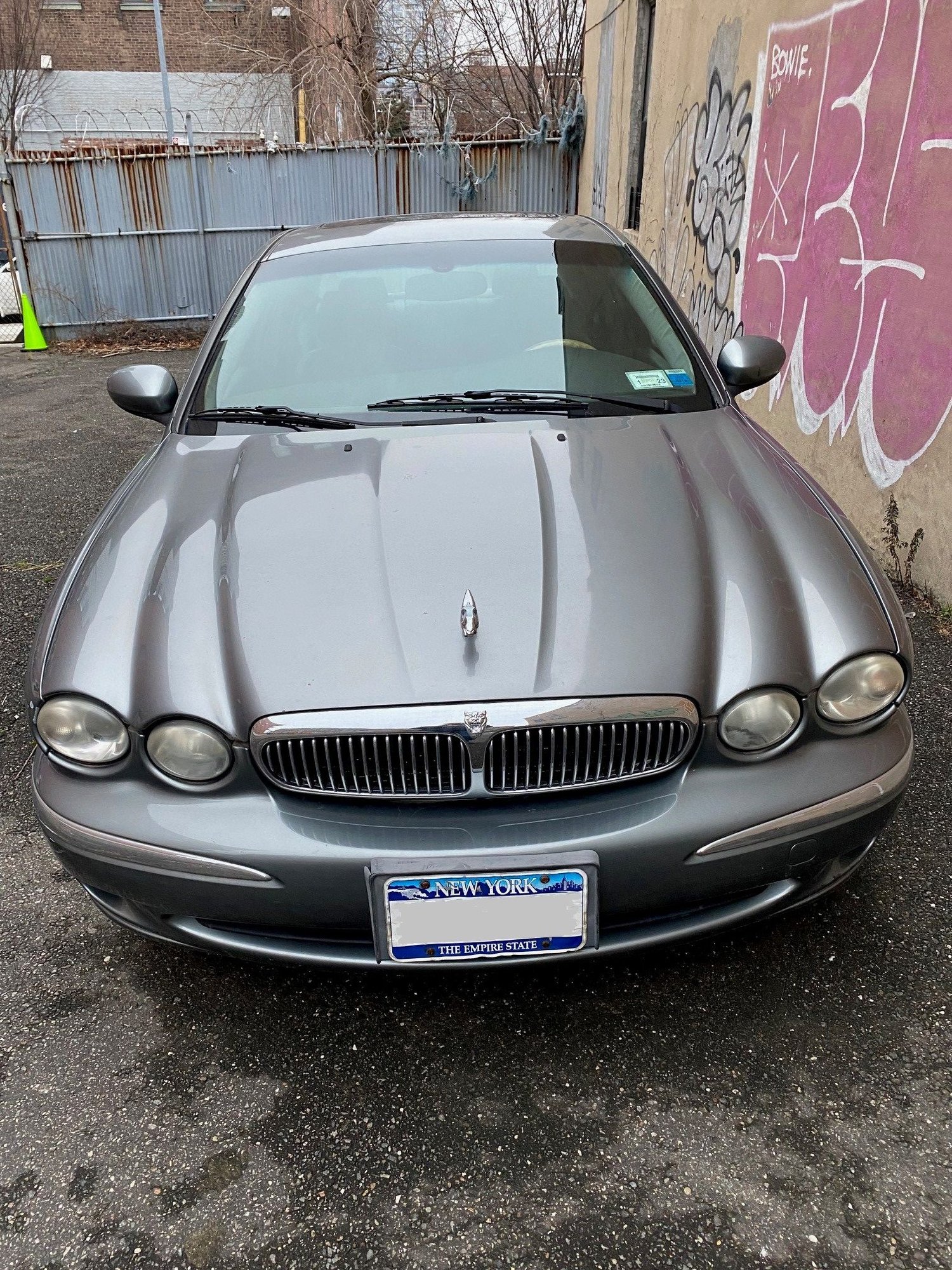 2004 Jaguar X-Type - Jaguar X-Type 3.0 AWD 2004 - Needs Work - $2,500 NYC - Used - VIN SAJEA51C74WD86948 - 92,000 Miles - 6 cyl - 4WD - Automatic - Sedan - Gray - New York, NY 11249, United States