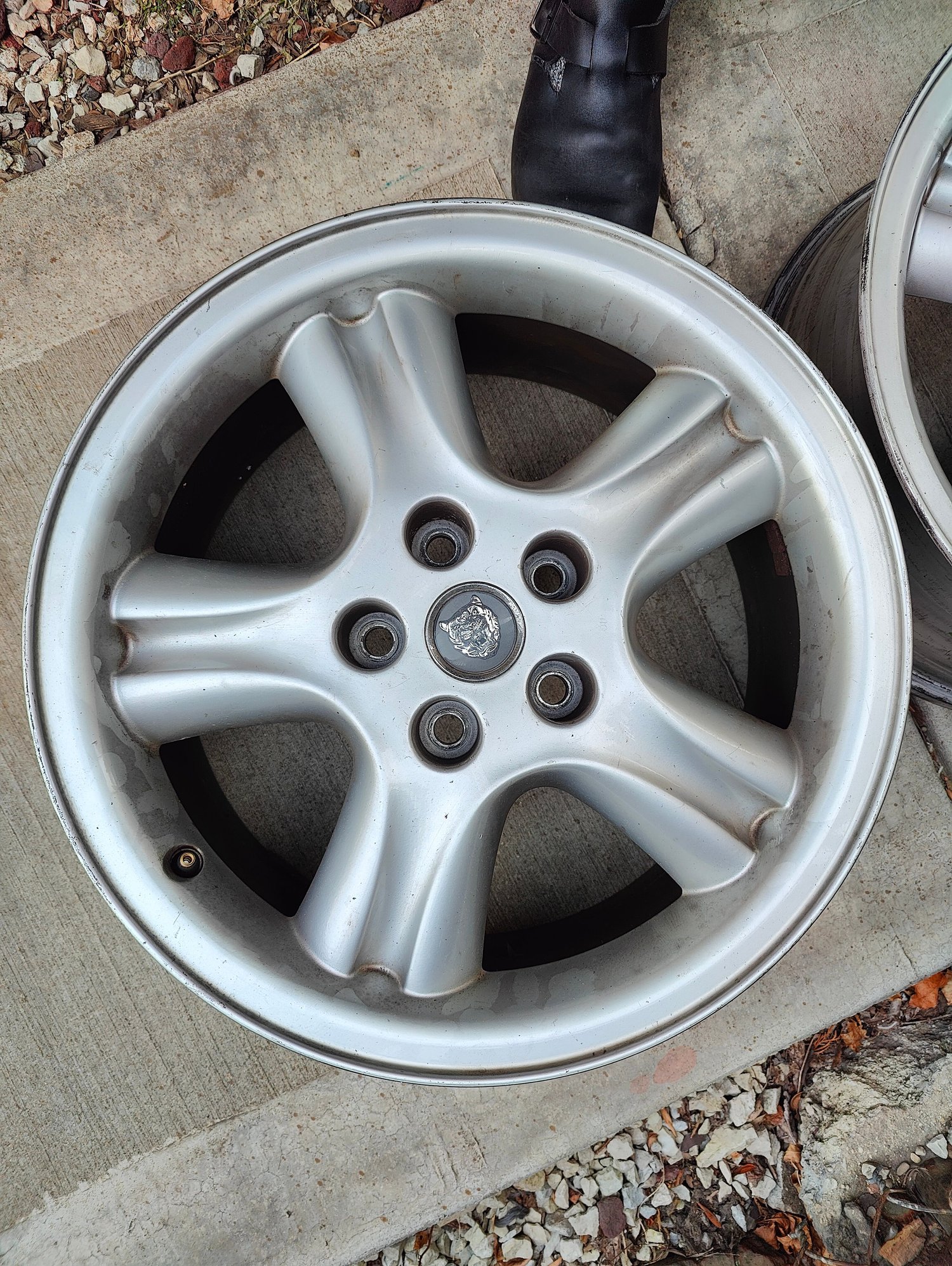 Wheels and Tires/Axles - XJR 18" Penta Wheels - Used - 1997 to 2003 Jaguar XJR - 1997 to 2003 Jaguar XJ8 - Chicago, IL 60609, United States