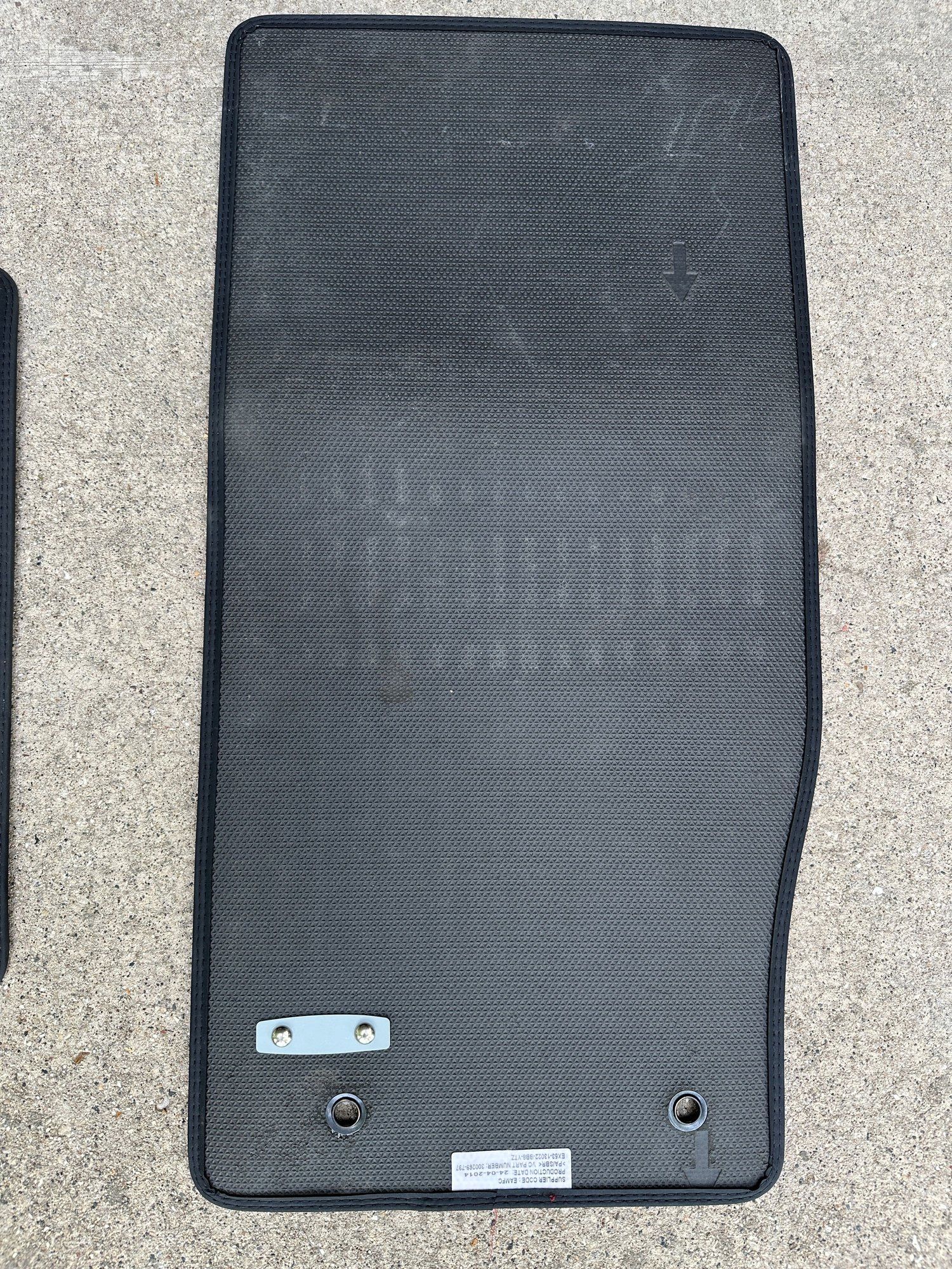 Interior/Upholstery - F-Type OEM Floor Mats - Used - All Years Jaguar F-Type - Madison, WI 53719, United States