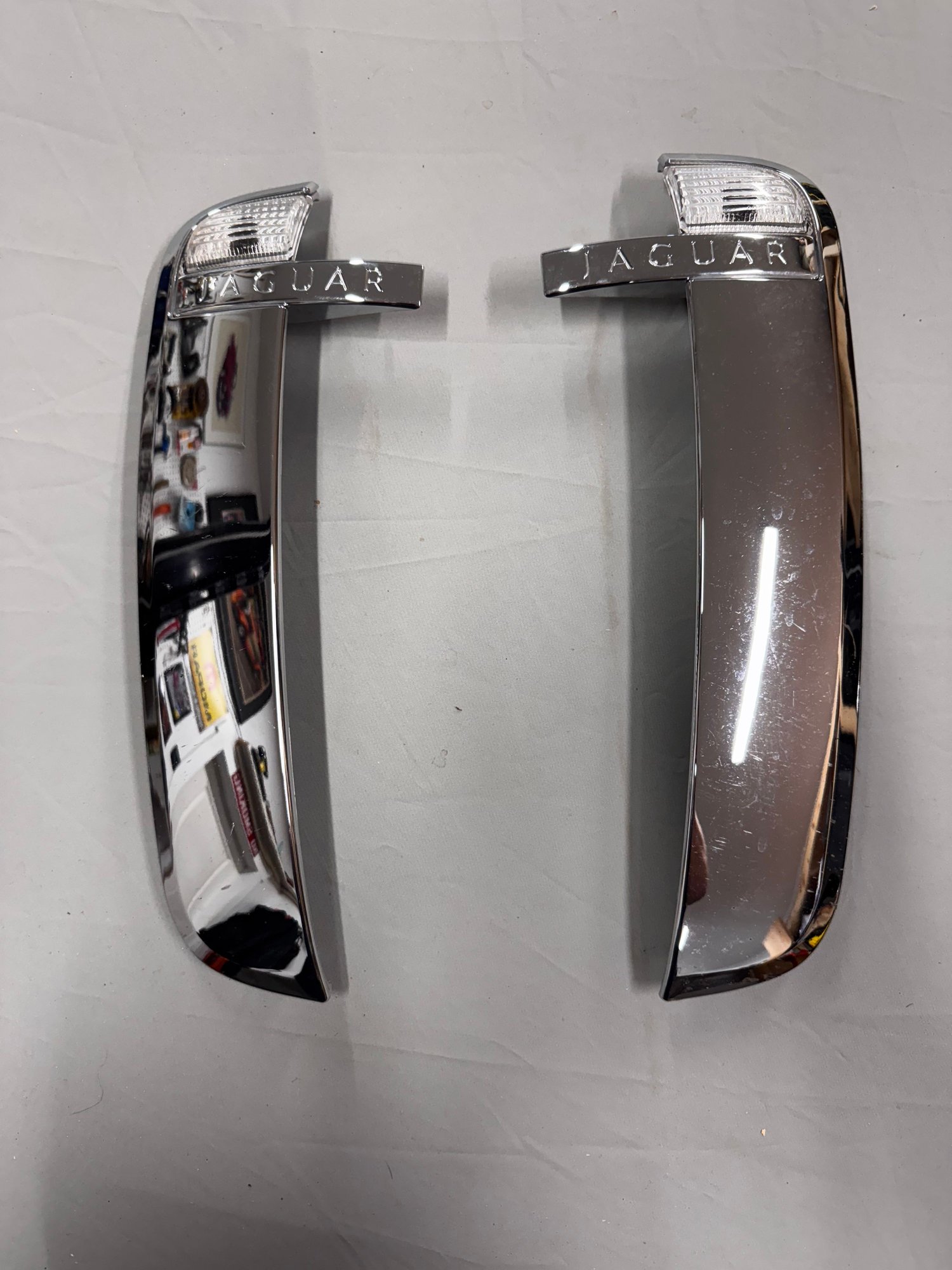 Lights - Marker light lamp fender mount - Used - 2007 to 2009 Jaguar XK150 - Qualicum Beach, BC V9K2G8, Canada