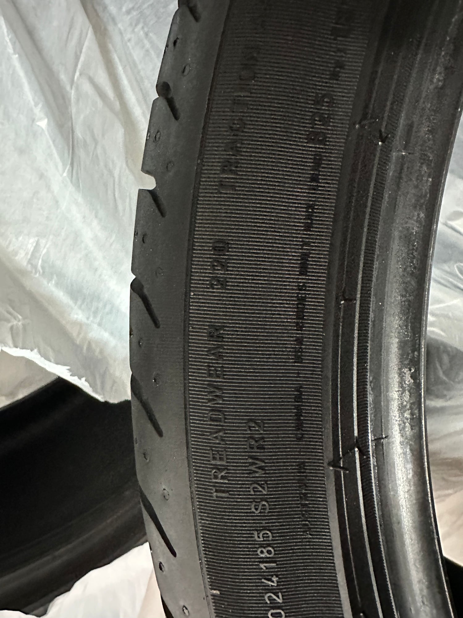 Wheels and Tires/Axles - Full Set Pirelli Tires for F-Type 255/35/20 & 295/30/20 - Used - All Years Jaguar F-Type - Saint Johns, FL 32259, United States