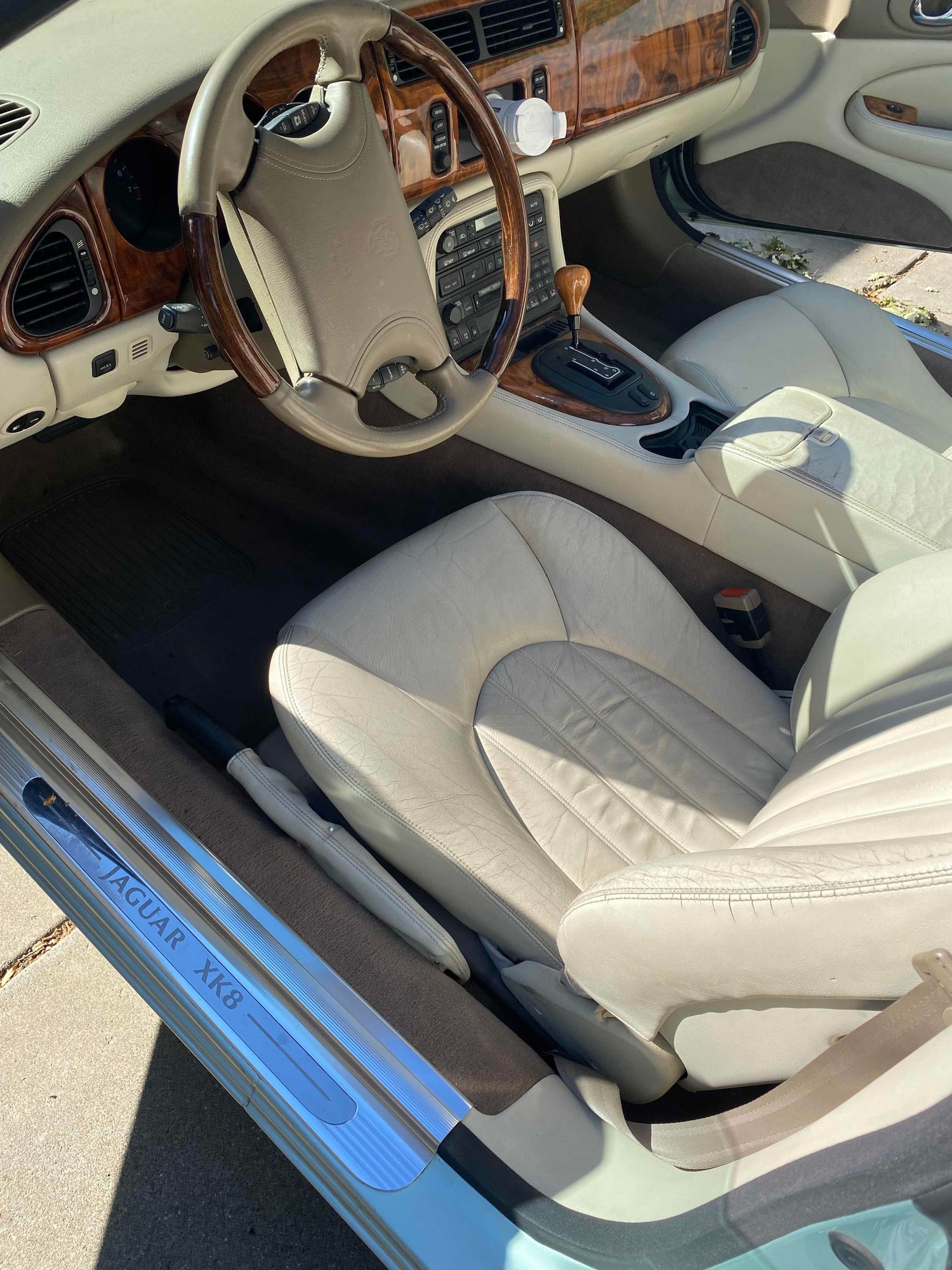 2000 Jaguar XK8 - Gorgeous 2000 XK8 (75k miles) - Used - VIN SAJJA42C1YNA07011 - 75,300 Miles - 8 cyl - 2WD - Automatic - Convertible - Blue - Sacramento, CA 95618, United States