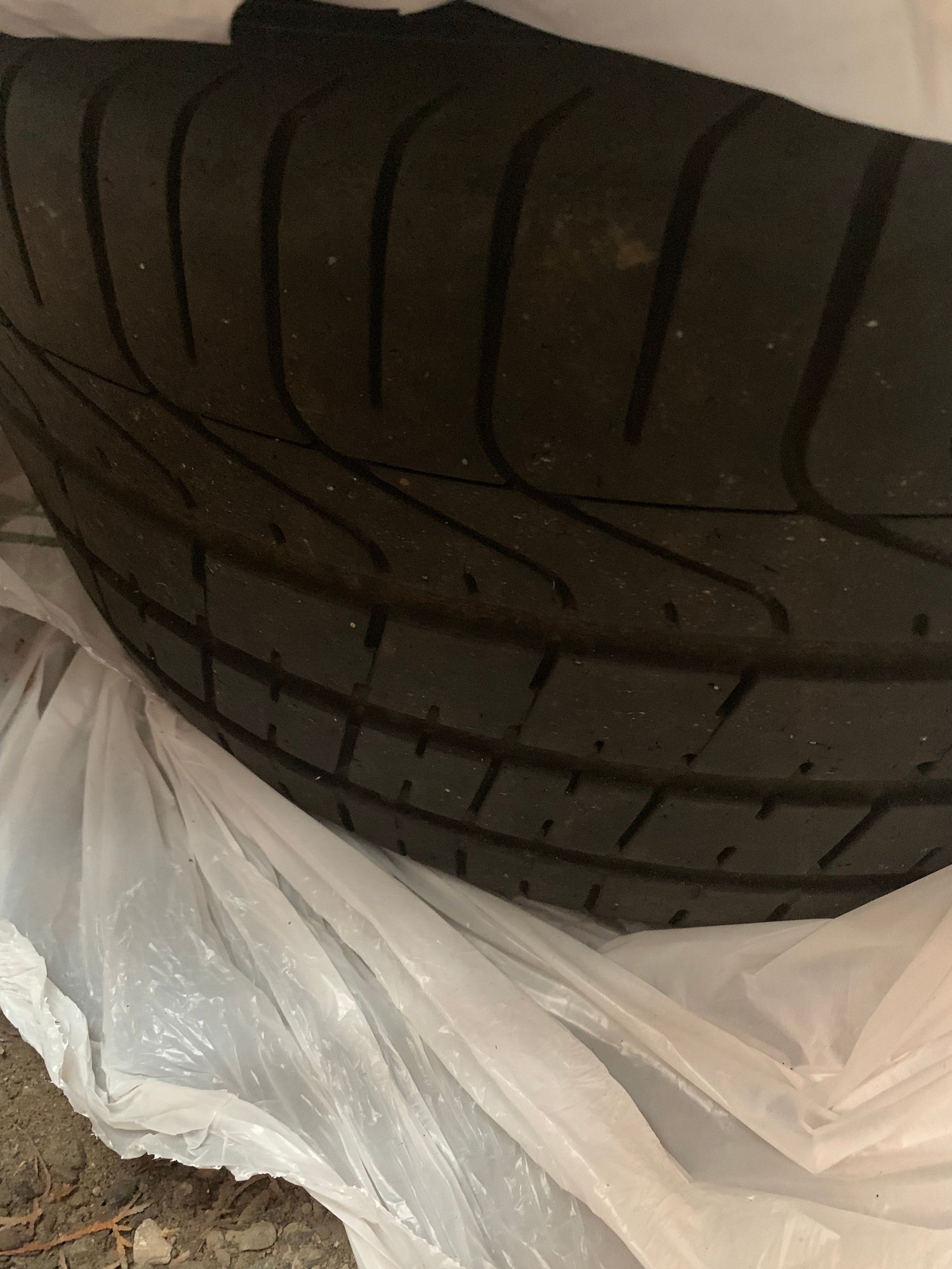 Wheels and Tires/Axles - Set: 20" OEM Gyrodyne wheels + Pirelli Tires - Used - 2014 to 2019 Jaguar F-Type - Seattle, WA 98116, United States