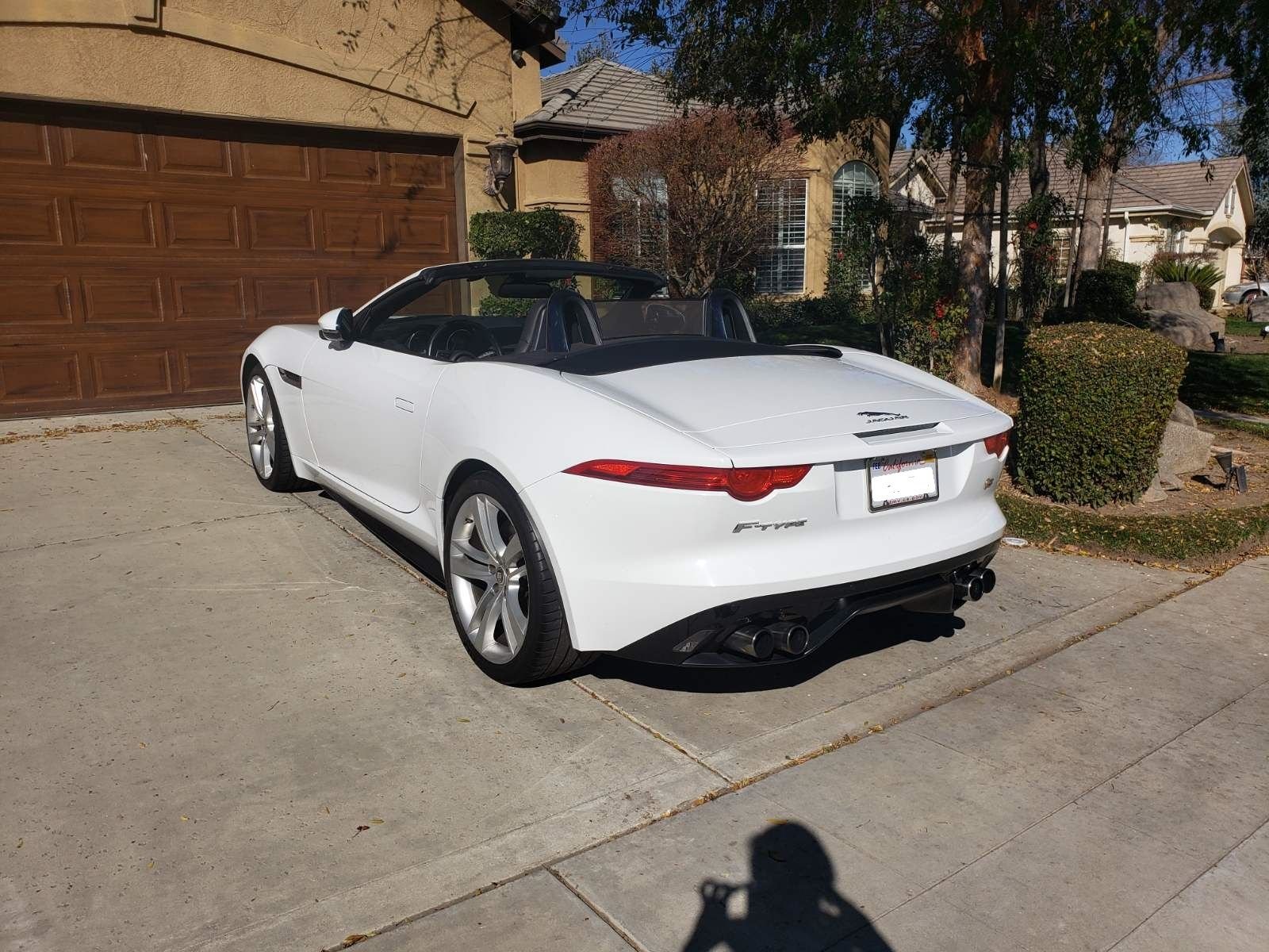 2014 Jaguar F-Type - 2014 F-Type V8S - Clean carfax, Title in hand - Used - VIN SAJWA6GL1EMK07752 - 56,950 Miles - 8 cyl - 2WD - Automatic - Convertible - White - Fresno, CA 93611, United States