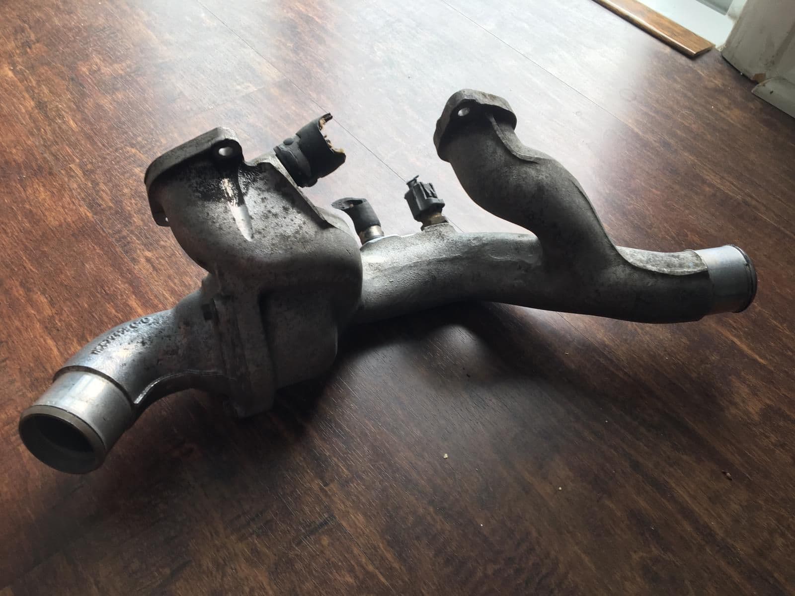 Engine - Intake/Fuel - 2001-2006 Jaguar XKR Supercharged Thermostat Housing Cover Pipe OEM - Used - Miami, FL 33157, United States