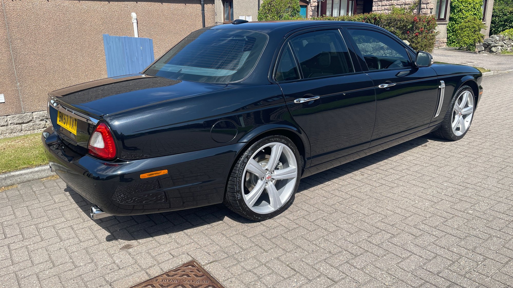 2008 Jaguar XJR - Jaguar XJR 4.2 supercharged x358 - Used - VIN SAJAC73R48TH23346 - 106,740 Miles - 8 cyl - 2WD - Automatic - Sedan - Black - Scotland SCOTLA, United Kingdom
