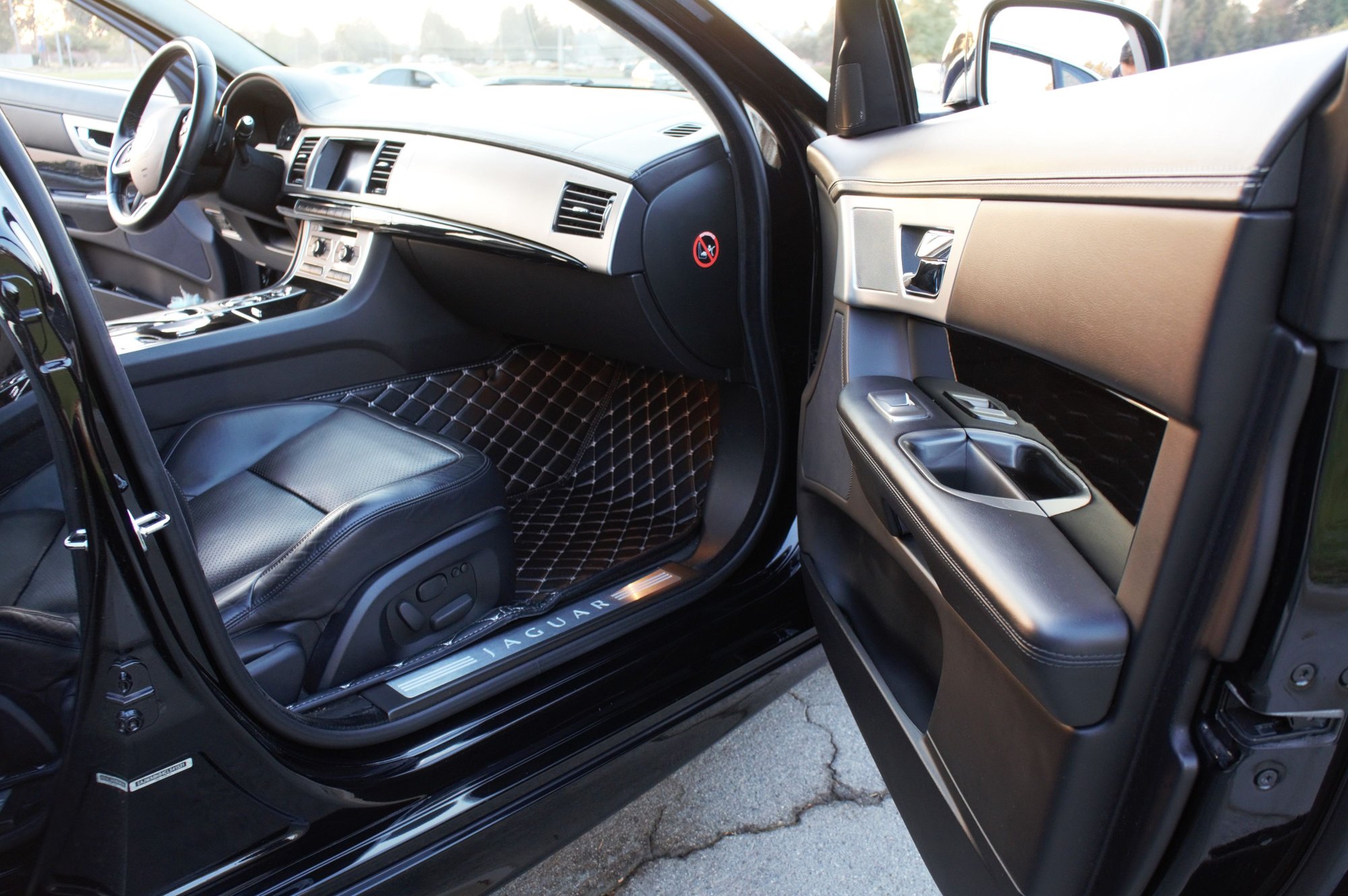 2012 Jaguar XF - 2012 Jaguar XF Portfolio 5.0 V8 Sport Pkg, Ext. Warranty - Used - VIN SAJWA0HB4CLS41531 - 73,547 Miles - 8 cyl - 2WD - Automatic - Sedan - Black - Fremont, CA 94538, United States