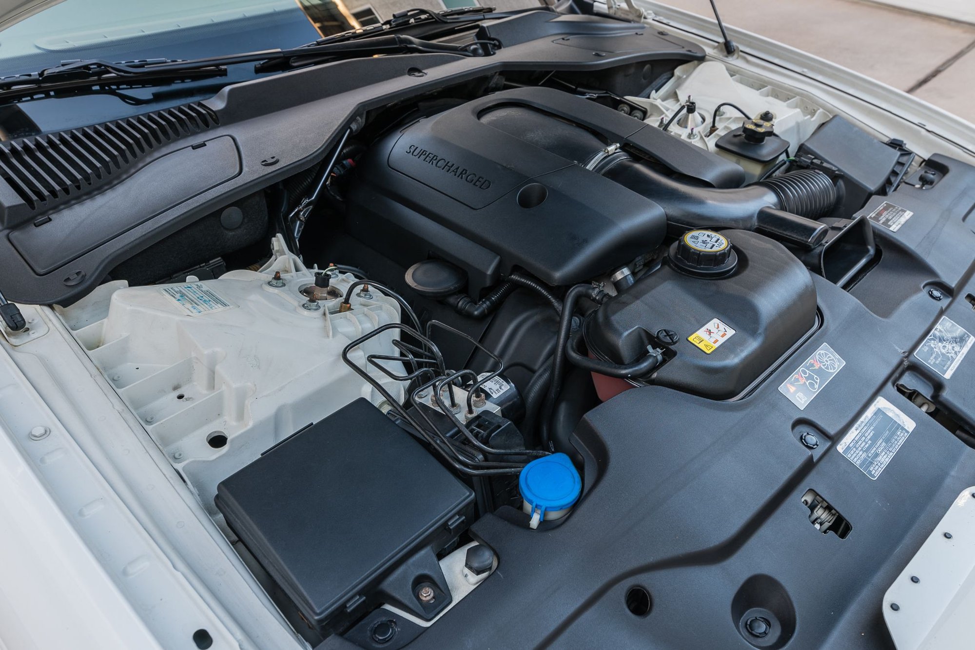 2004 Jaguar XJR - 2004 Jaguar XJR with Significant Recent Maintenance - Used - Redondo Beach, CA 90278, United States