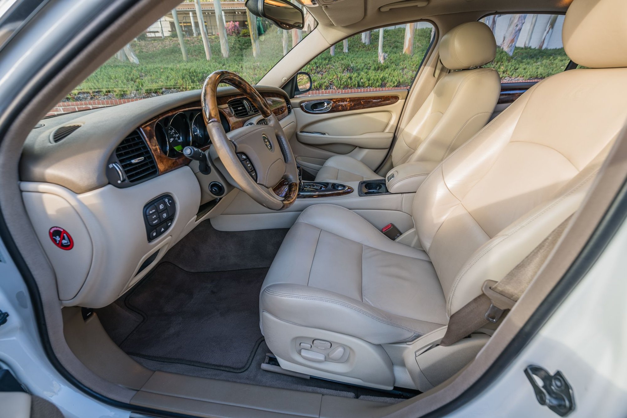 2004 Jaguar XJR - 2004 Jaguar XJR with Significant Recent Maintenance - Used - Redondo Beach, CA 90278, United States