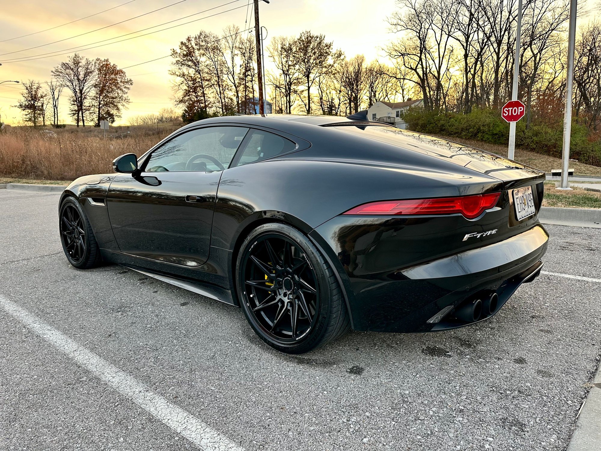 2015 Jaguar F-Type - 2015 Jaguar F-Type R w/ 46k miles. - Used - VIN SAJWA6DA8FMK20972 - 46,600 Miles - 8 cyl - 2WD - Automatic - Coupe - Black - Parkville, MO 64152, United States