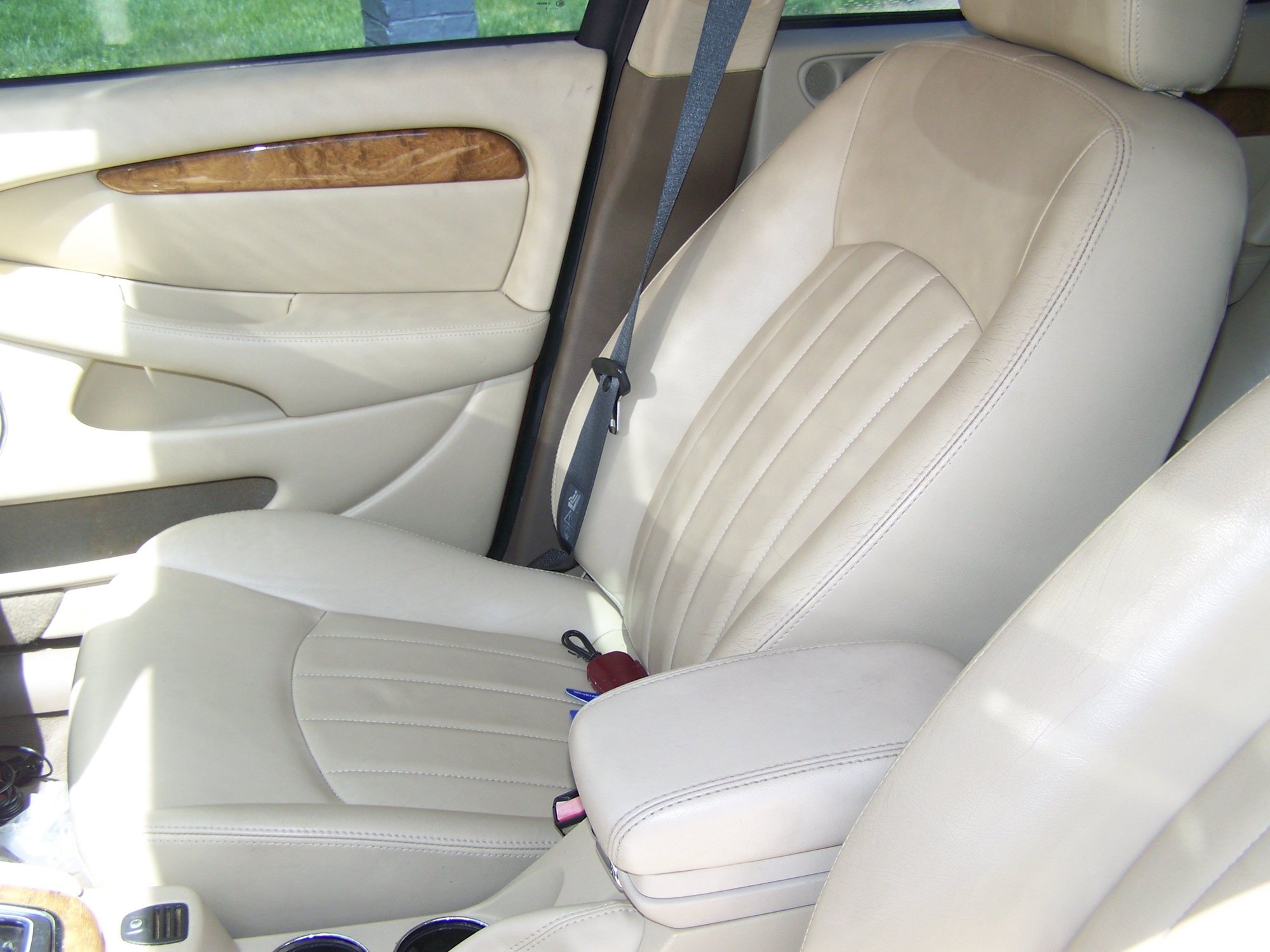 2006 Jaguar X-Type - Beautiful Low Mileage 2006 Jaguar X-Type Estate Wagon SAFlorida Car Complete Part-Out - Akron, OH 44320, United States