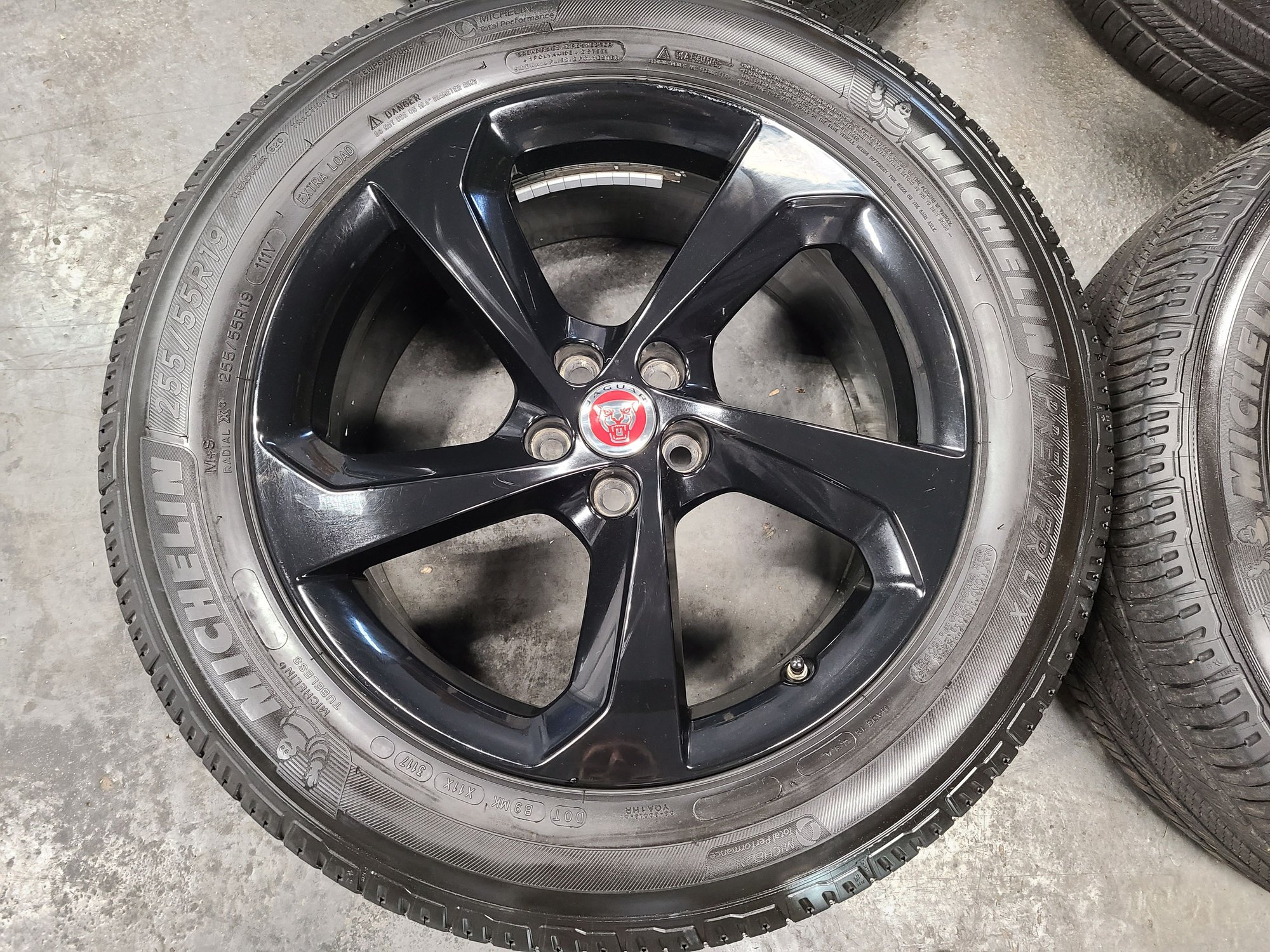 Wheels and Tires/Axles - 4x 19" Jaguar F-Pace Black Wheels & Michelin 255/55R19 Tires Factory OEM F Pace - Used - All Years Jaguar F-Pace - All Years Jaguar F-Type - Cleveland, OH 44135, United States