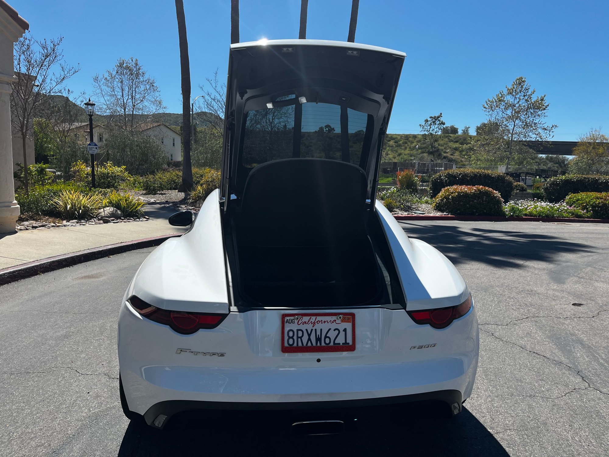 2020 Jaguar F-Type - 2020 F-Type P300 Coupe - Used - VIN SAJDD1GX3LCK68530 - 13,481 Miles - 4 cyl - 2WD - Automatic - Coupe - White - Fallbrook, CA 92028, United States