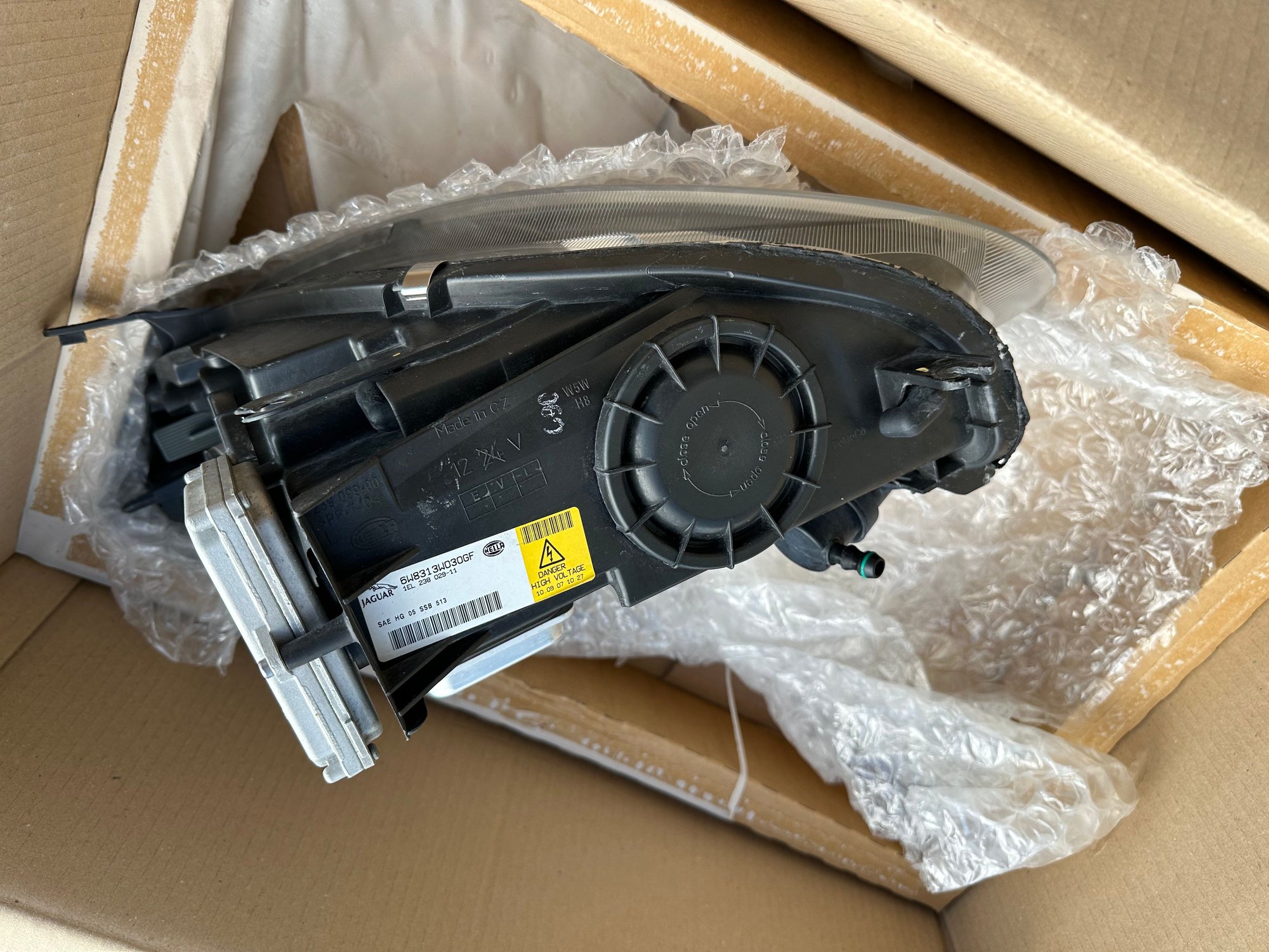 Lights - Jaguar X150 XK XKR AFS adaptive LH left headlamp assembly C2P21147 - Used - 2007 to 2009 Jaguar XK - 2007 to 2009 Jaguar XKR - Tampa, FL 33607, United States