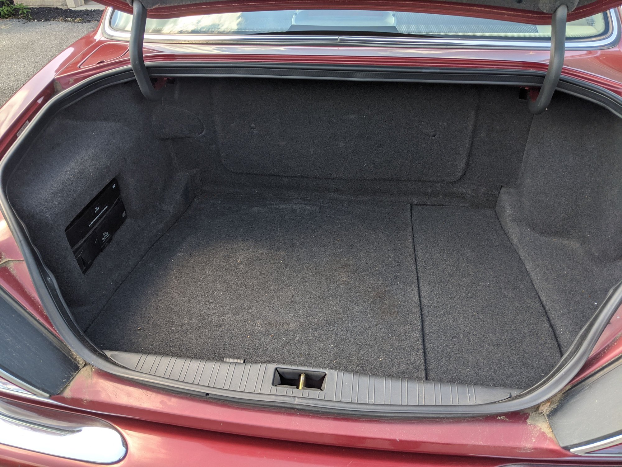 2003 Jaguar Vanden Plas - 2003 Jaguar Super V8 - Used - VIN SAJDA25B13MF57540 - 145,000 Miles - 8 cyl - 2WD - Automatic - Sedan - Silver - Upper Marlboro, MD 20772, United States
