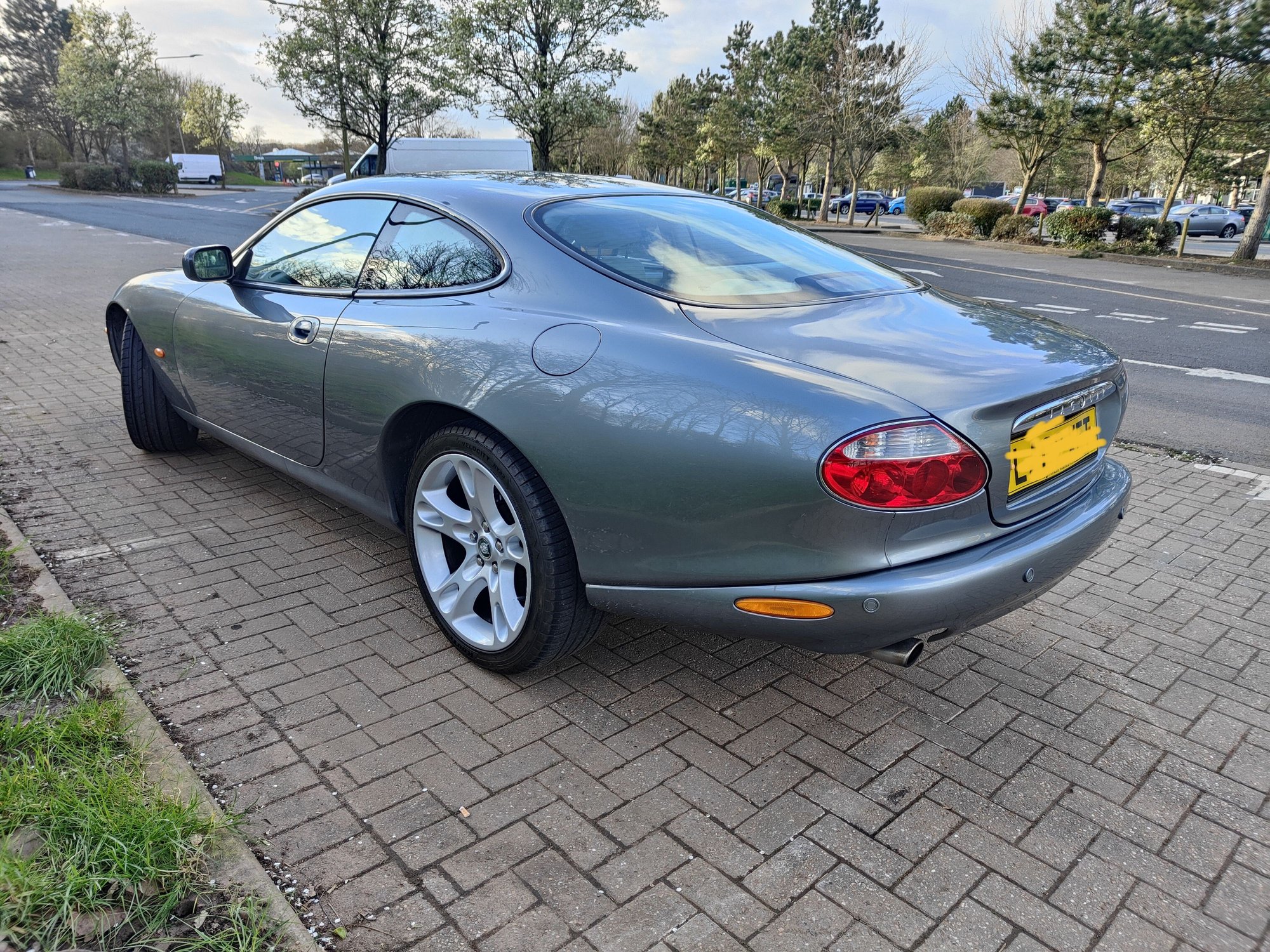 2002 Jaguar XK8 - For Sale - Used - VIN SAJAC41MX2NA29018 - 120,779 Miles - 8 cyl - 2WD - Automatic - Coupe - Gray - Shaftesbury SP79PX, United Kingdom