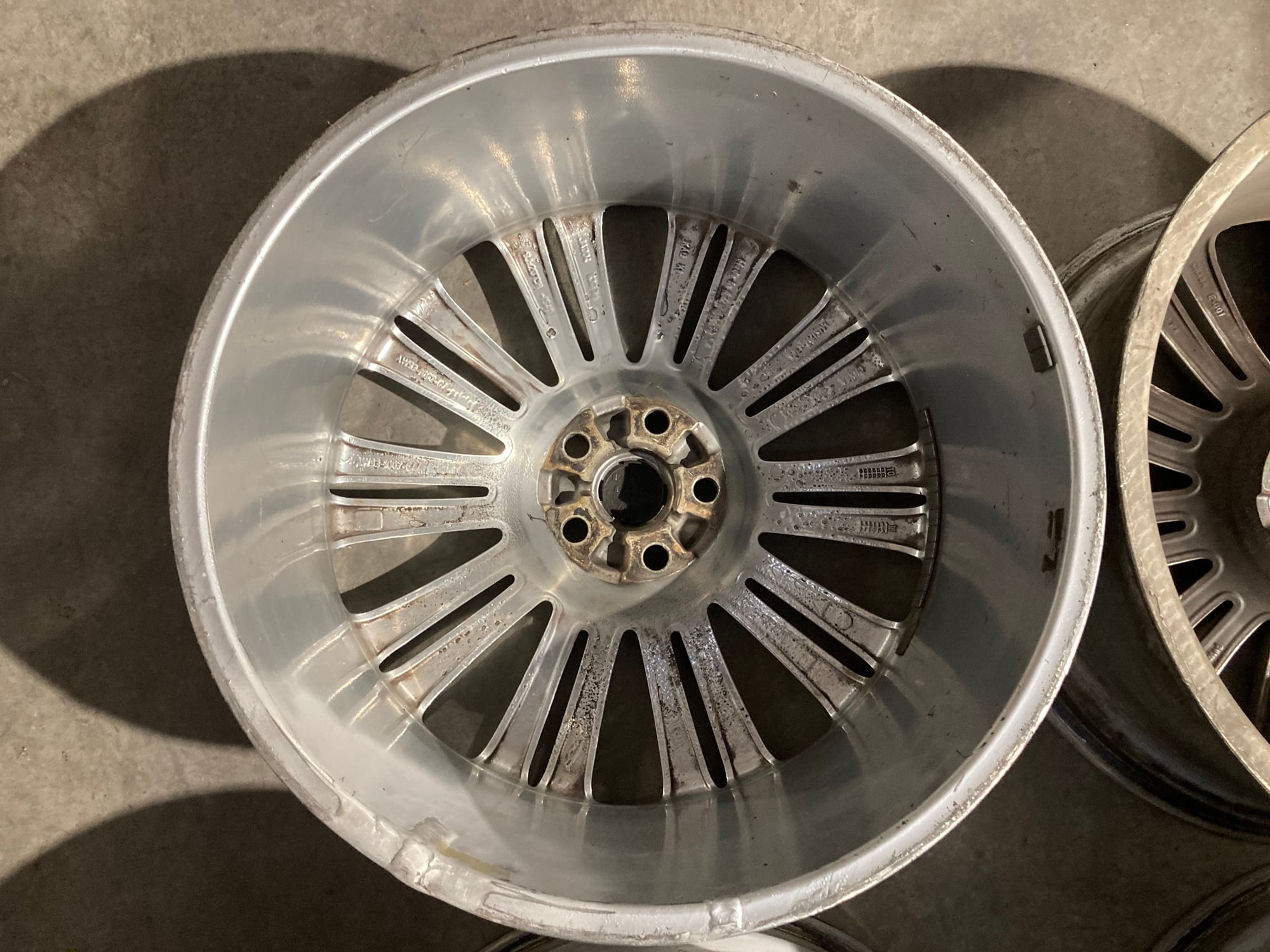 Wheels and Tires/Axles - 20” Jaguar OEM Kasuga Wheels - Used - 0  All Models - Austin, TX 78719, United States