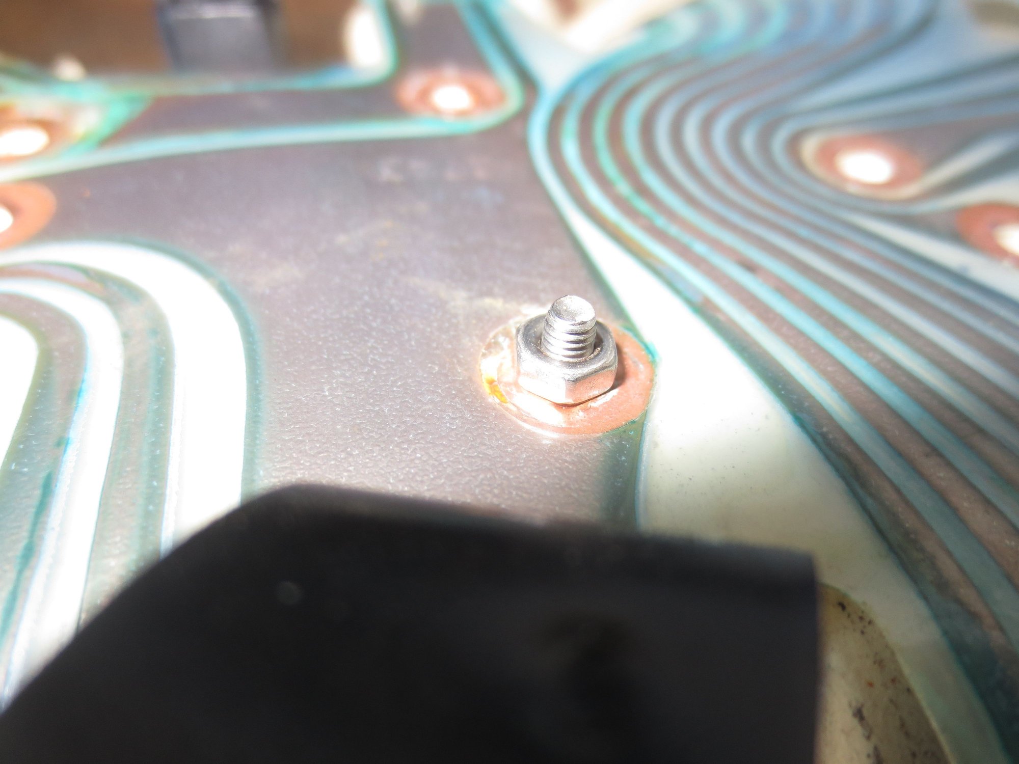 Threaded rod contacting the flexible more reliably, I hope.