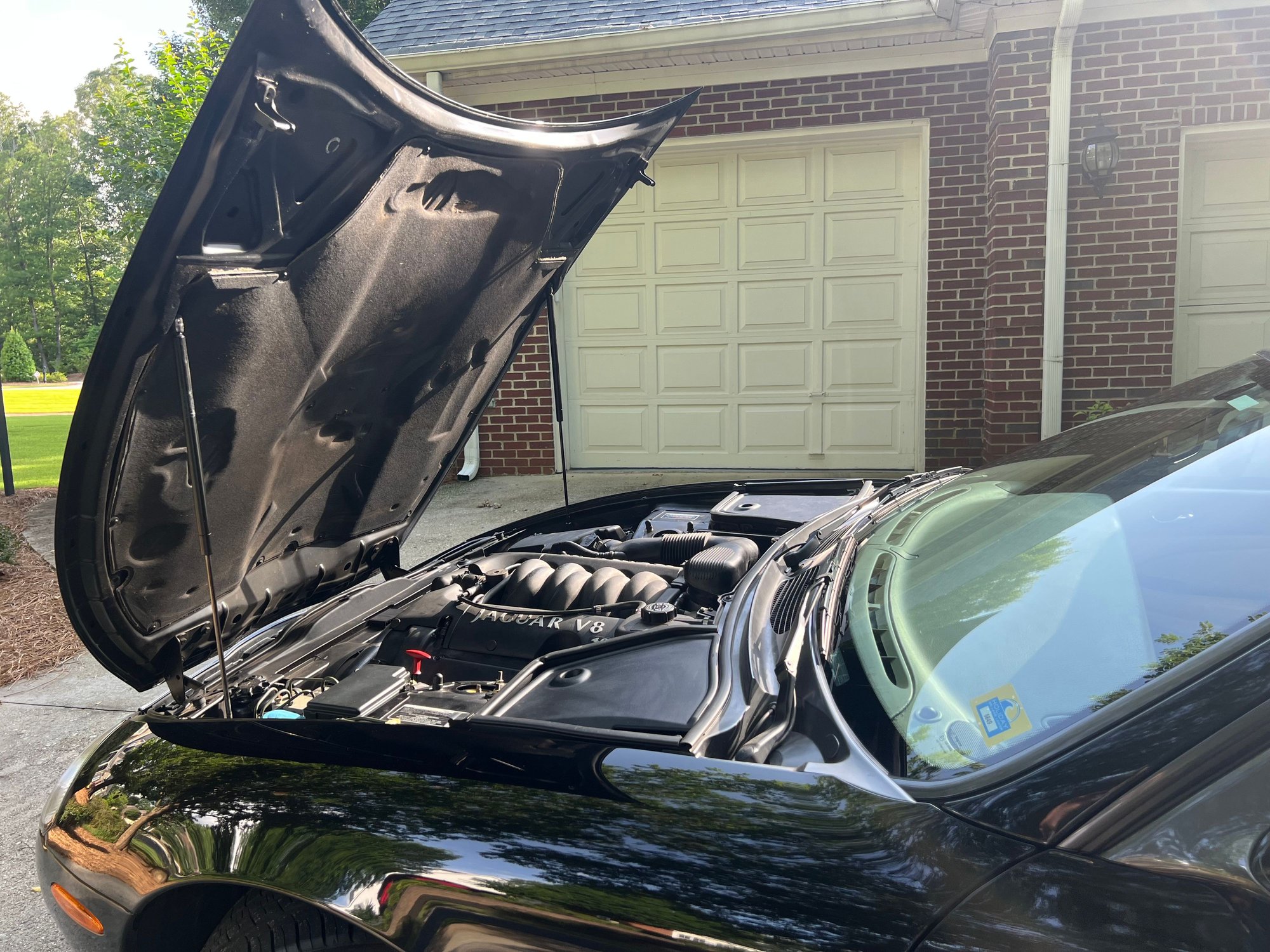 1999 Jaguar XK8 - Jaguar 1999 XK8 for sale - Used - VIN SAJGX2041XC040834 - 63,048 Miles - 8 cyl - 2WD - Automatic - Coupe - Black - Oakwood, GA 30566, United States