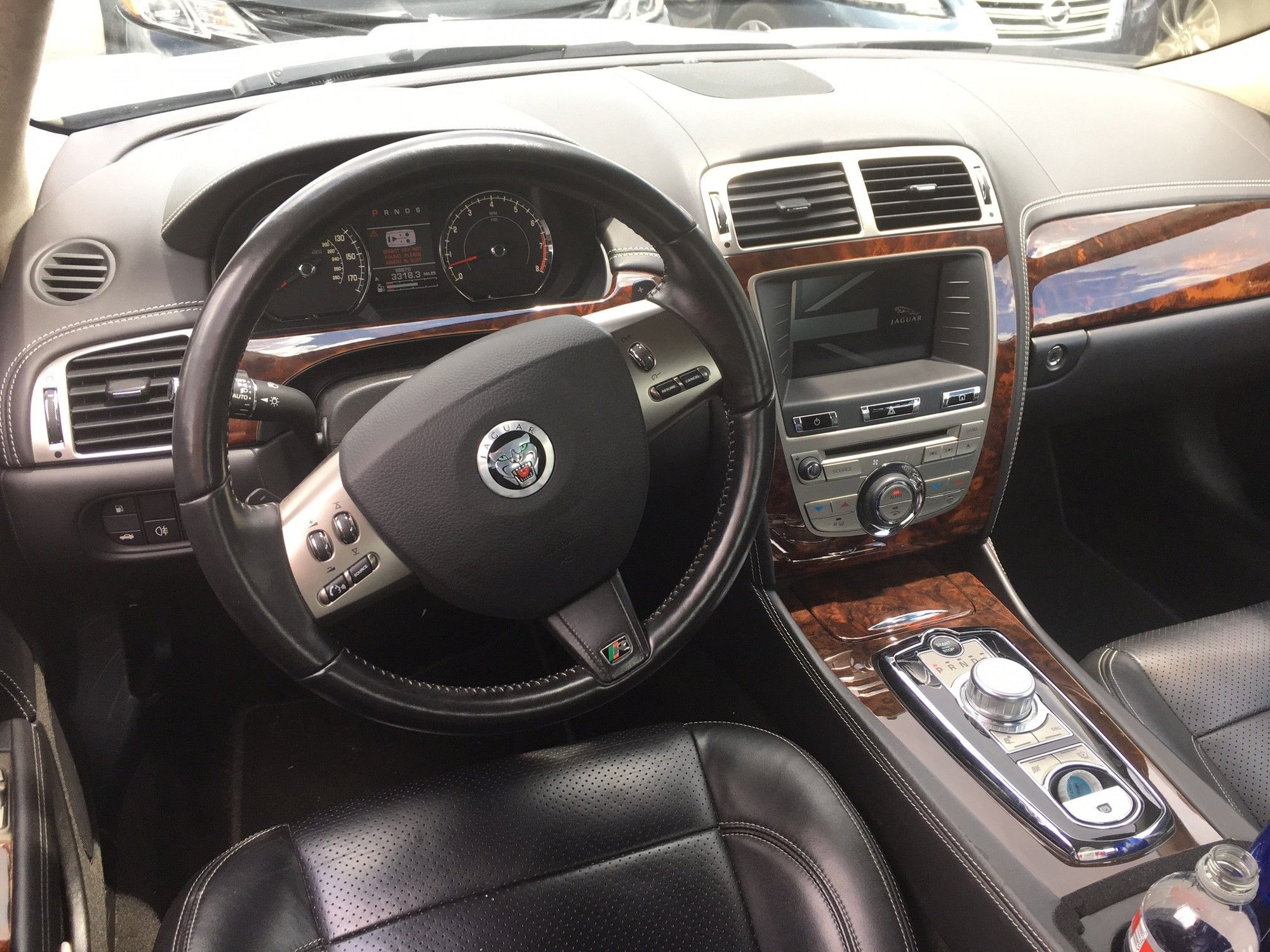 2011 Jaguar XKR - 2011 Jaguar XKR Coupe For Sale - Used - VIN SAJWA4DC5BMB40869 - 68,000 Miles - 8 cyl - 2WD - Automatic - Coupe - Silver - Atlanta, GA 30324, United States