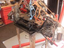 So now a job I did not want to do, a full rear axle rebuild, worse still the front is the same, even has a seized caliper ( with very nice silver paint on it)  , this has really knocked me back time wise