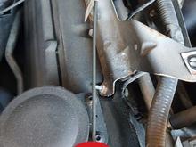 this the line from the right near-fender in the previous pic