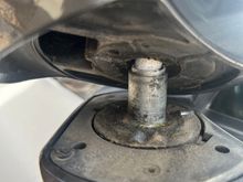 I’m assuming this piece broke? You can’t lift the assembly up much further then this, I think because of wires? Didn’t want to break more stuff