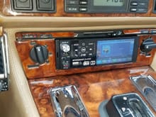 Head unit: loaded and inexpensive