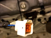 In-tank fuel pump connector
