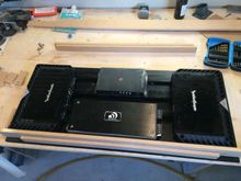 Fosgate 360.3 processor, two Fosgate T400.4 for tweeters and mid bass, Massive N4 for subs.