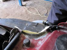 gunk dam to stop water running down the rail and under the wing fixings. 