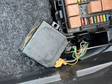 Is this the adaptive damping control module? Cant see a part number without removing the foam padding.
Thanks