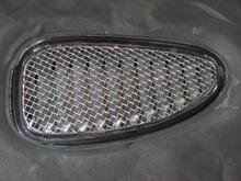 Grille View Under the Hood/Bonnet